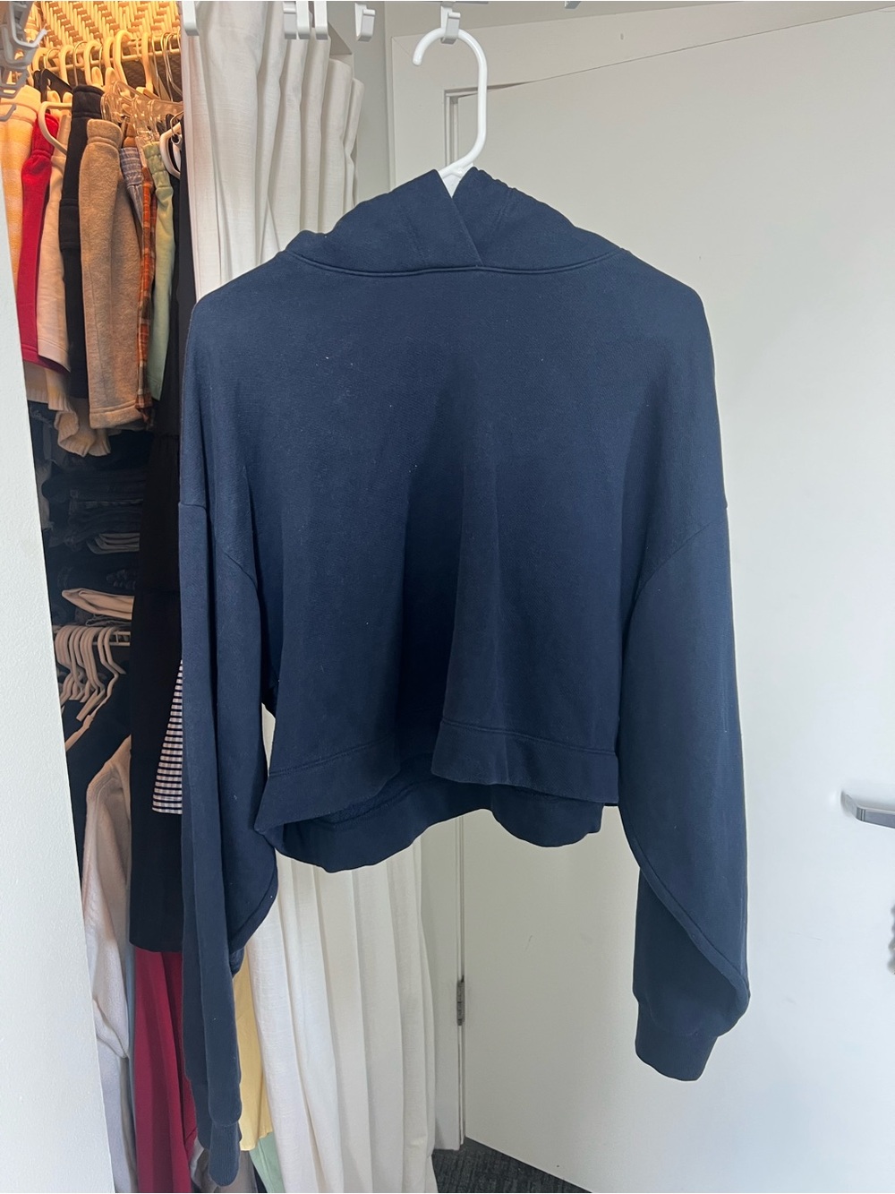 ALO Yoga Navy Cropped Hoodie Sweatshirt
